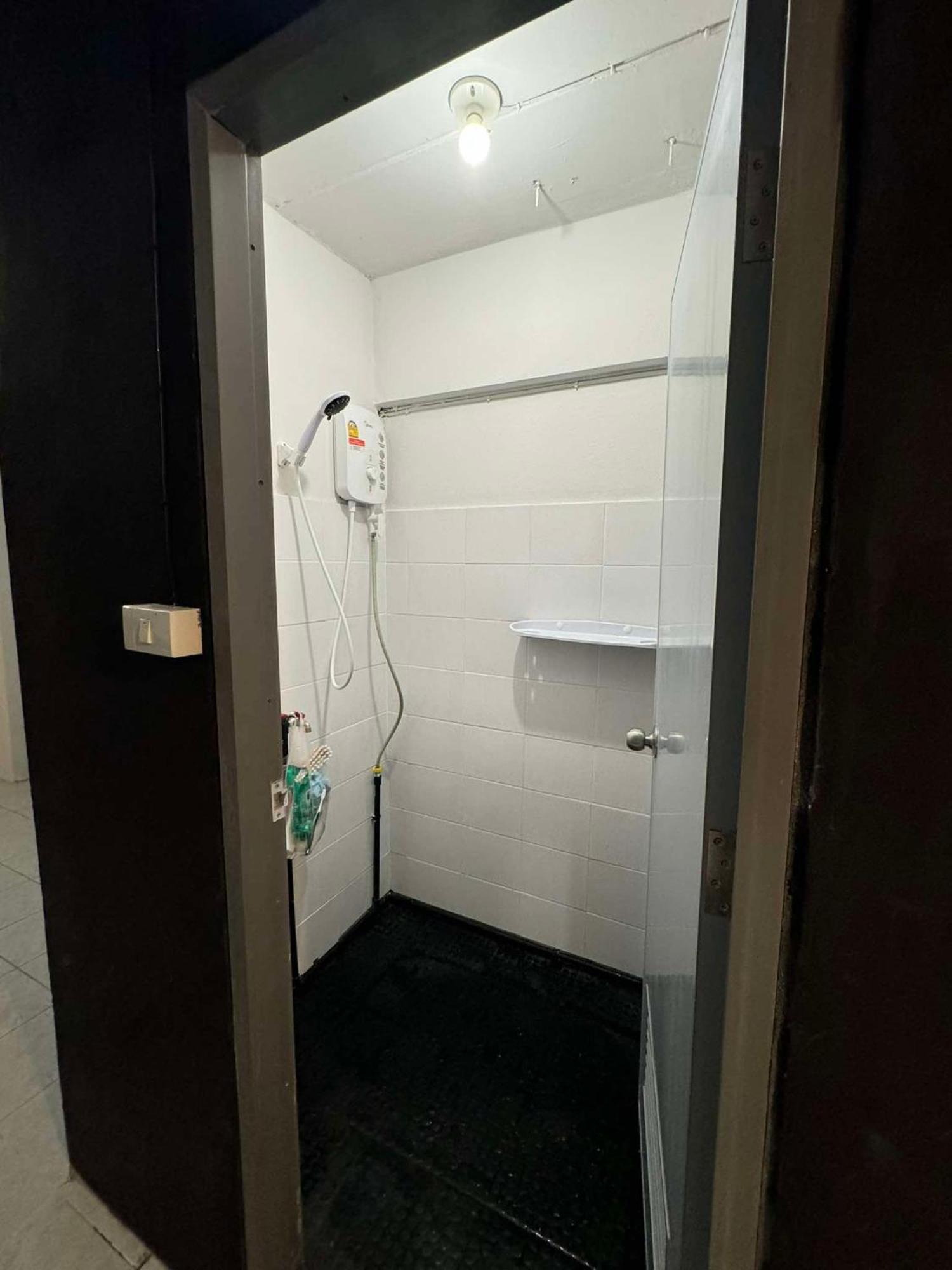 Mahar Hostel Chiangmai Chiang Mai Exteriör bild